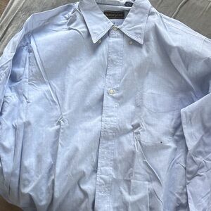 Elegant Light Blue Men's Dress Shirt